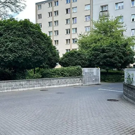 55 M2 12 Minutes To The Center Apartment
